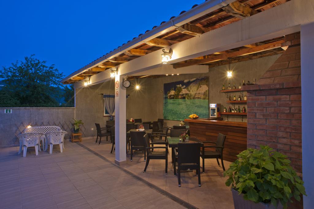 Apartments Gold Budva Exterior foto